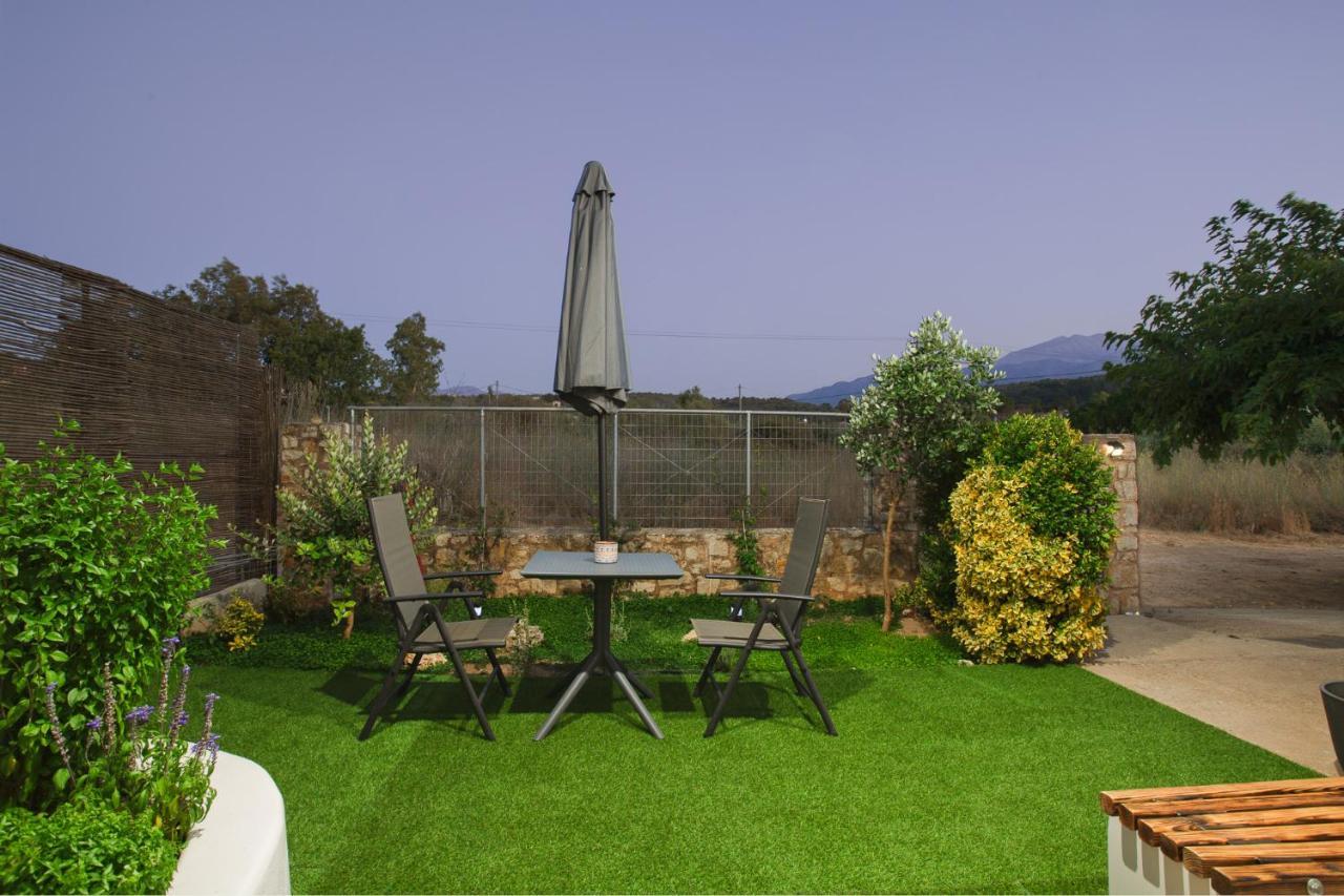 Livingfy Apt With Mountain View & Garden فاموس المظهر الخارجي الصورة